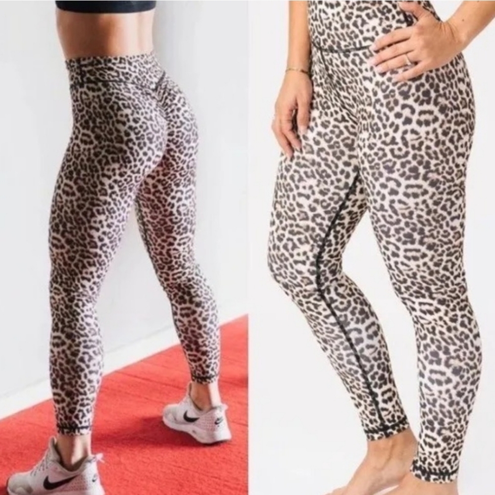 Zyia Active 7/8 Brilliant Leopard Scrunch Butt Leggings Size 4